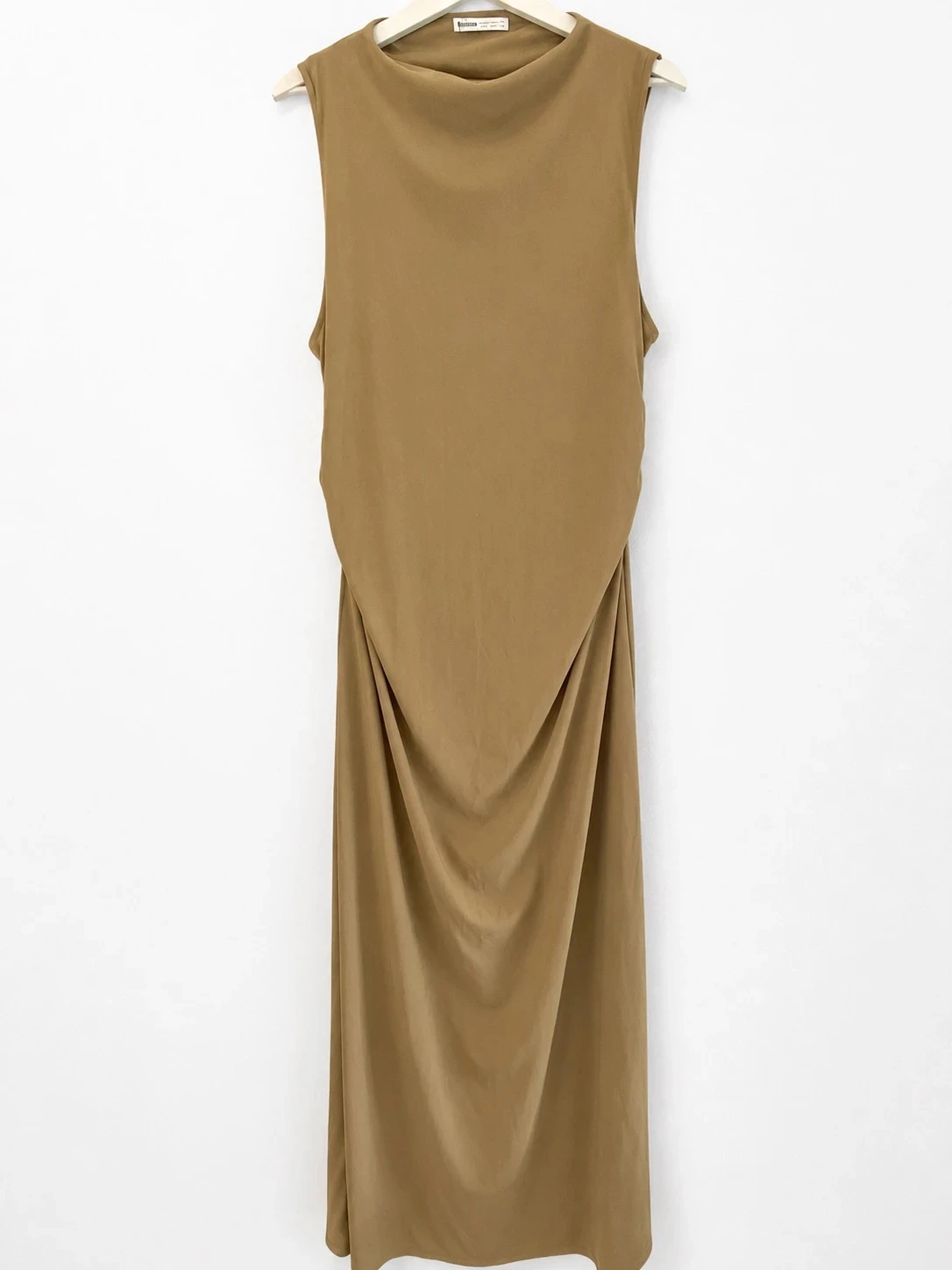 Precioso vestido caqui Pull & Bear Talla XL